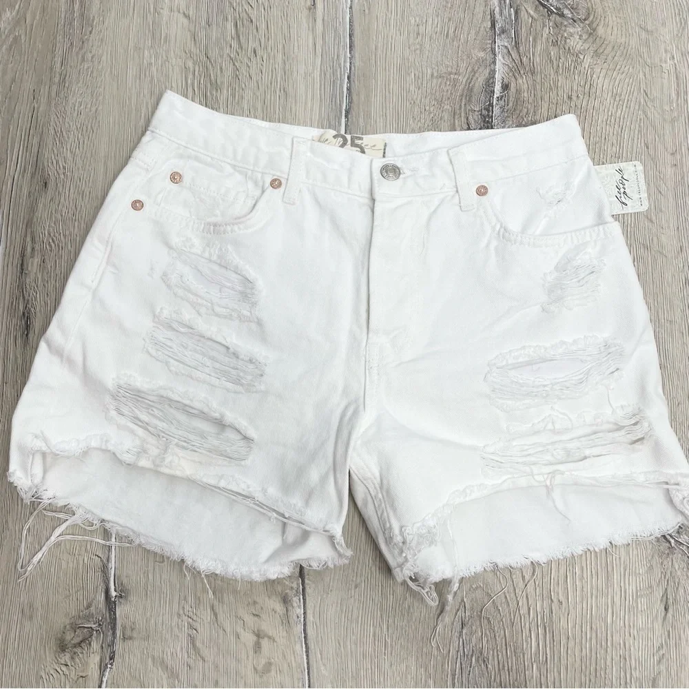 Free People Maggie Distressed Shorts - Picture 4 of 12